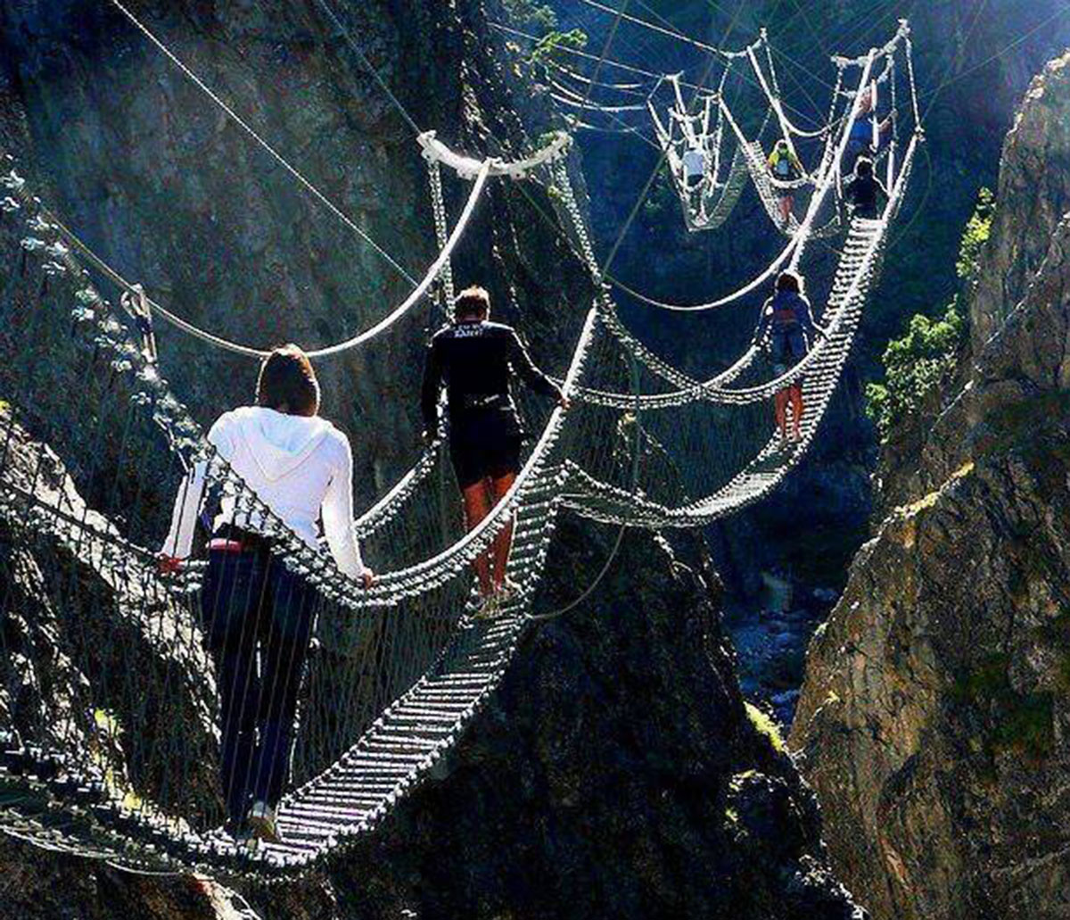 Ponte tibetano Claviere - foto Italy - Landscape & art